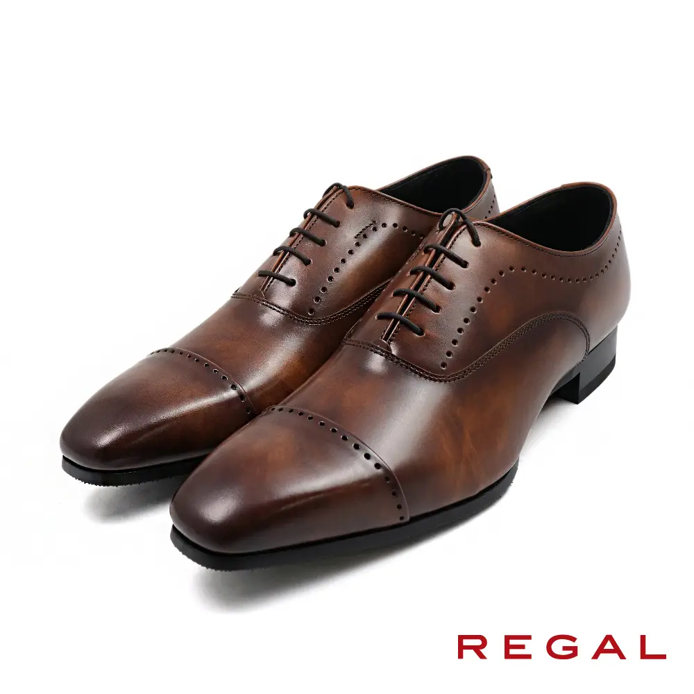 【REGAL】日本經典雕孔造型橫飾牛津鞋 棕色-US8.5(27cm)