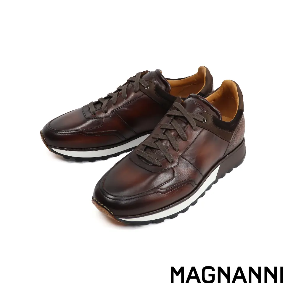 【MAGNANNI】復古奢華全皮面綁帶休閒鞋 深棕色-43