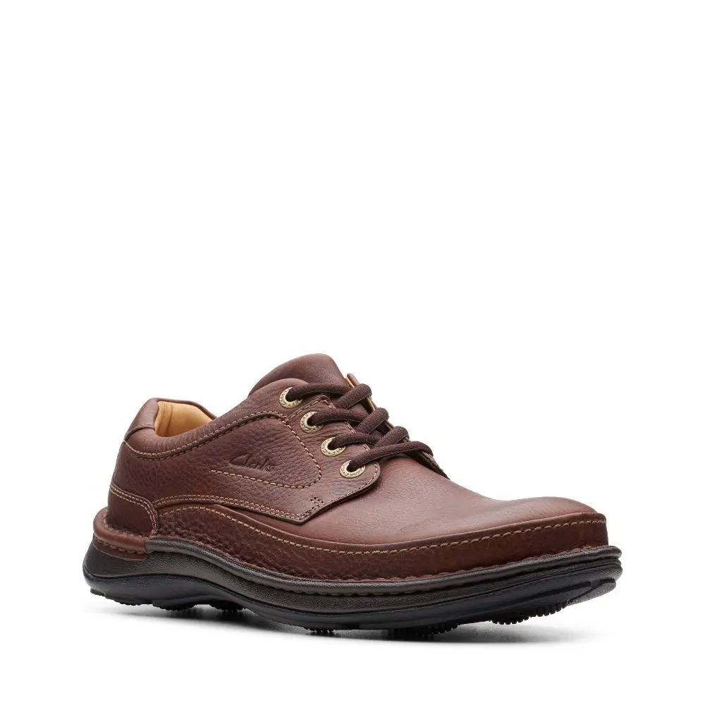 【Clarks】縫線設計舒適好走厚底休閒鞋(紅褐色)-UK 6.5