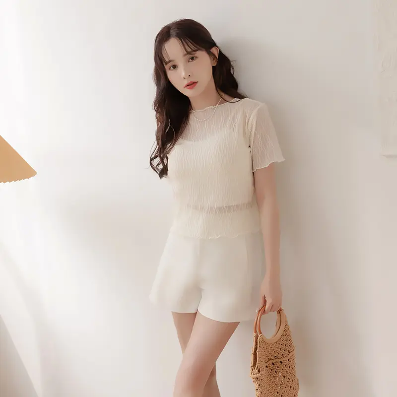 【HOME SHOP】透紗立體紋路上衣-杏色