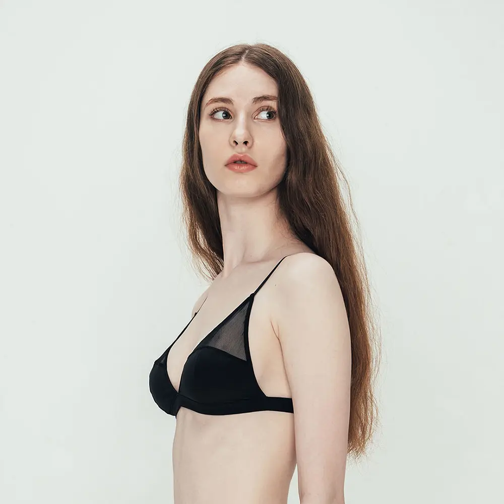 Triangle Soft Cup Bra  三角杯法式內衣-黑-32B