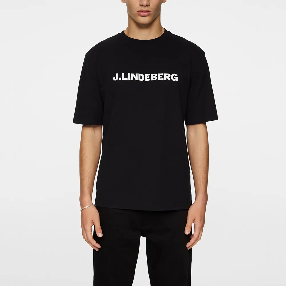 【J.LINDEBERG】優良棉Logo短袖上衣-JL黑-L