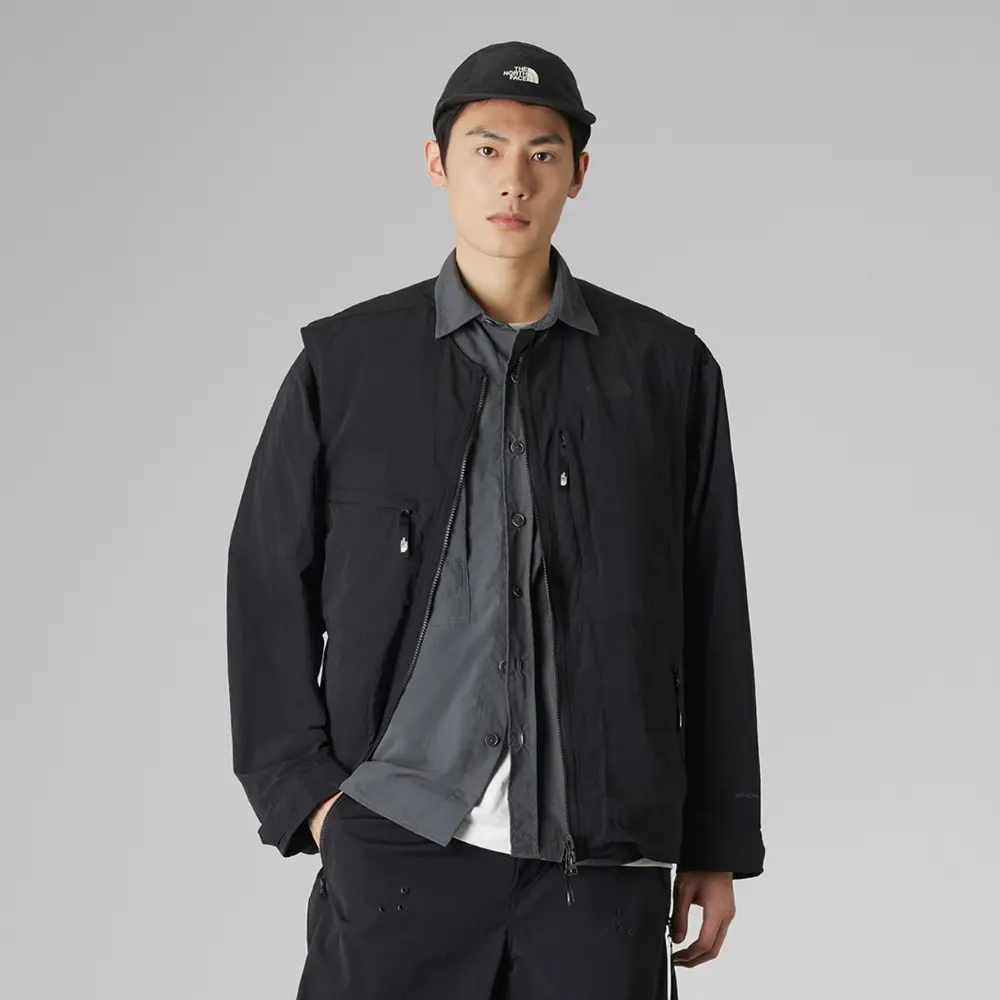 【THE NORTH FACE UE】男款黑色WINDWALL防風多口袋夾克